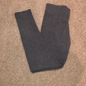 grey stretchy leggings